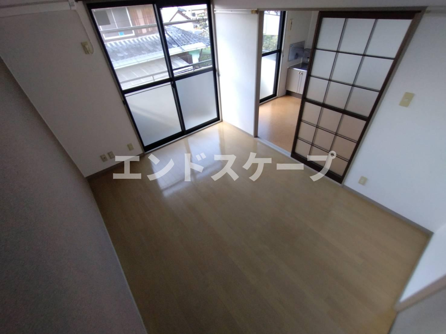 ラムールフォーの居間・リビング|高崎、前橋のお部屋探しはエンドスケープまで！お客様の理想お聞かせ下さい♪