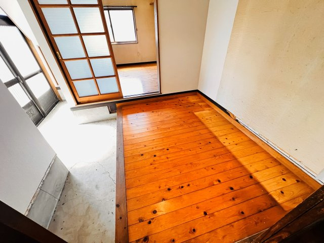 筑後市長浜店舗の玄関