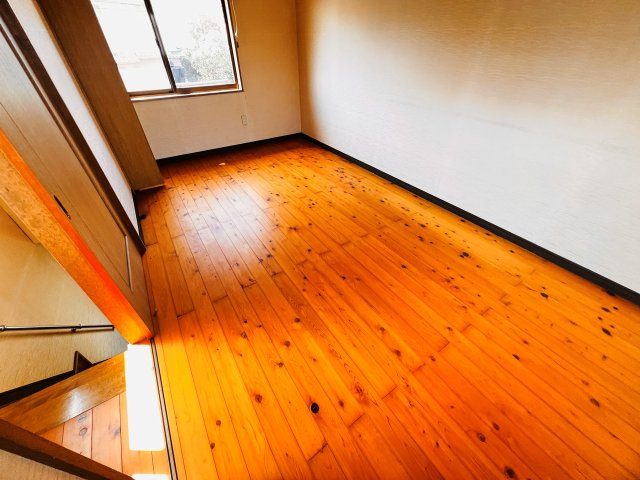 筑後市長浜店舗の内装