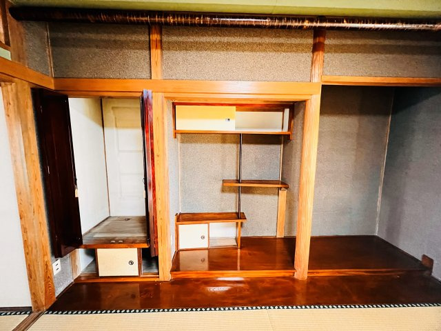 筑後市長浜店舗の収納