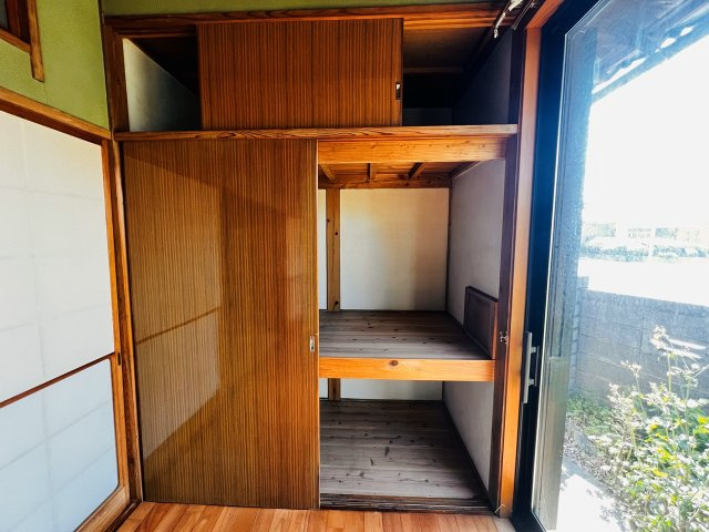 筑後市長浜店舗の収納