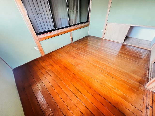 筑後市長浜店舗の居間・リビング