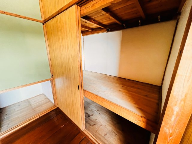 筑後市長浜店舗の収納