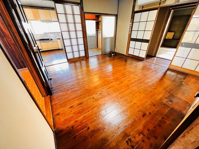 筑後市長浜店舗の玄関