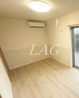 【居間・リビング】 | フルセイル羽衣町 | 洋室のお部屋です。