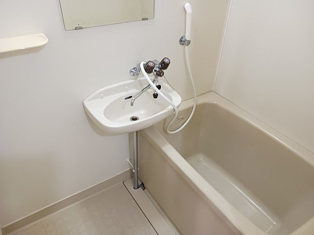 エルディム鳥海の浴室|お風呂で日々の疲れを落としましょう