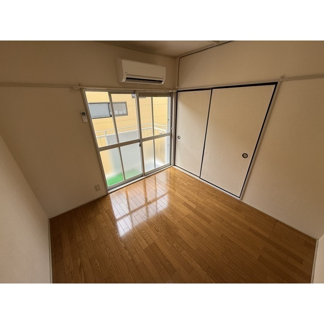 サンフラワーハイツの居間・リビング|ゆったり過ごせる居間です