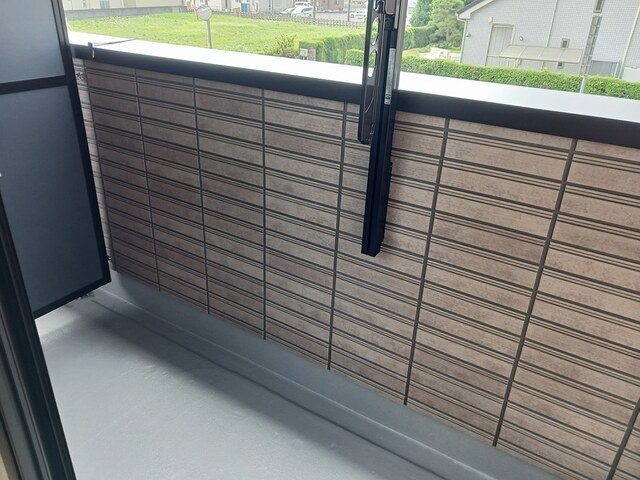 ヒカルサ久喜東のバルコニー|落ち着いた時間を過ごせるバルコニーです