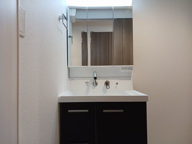 ヒカルサ久喜東の洗面所|洗面所です