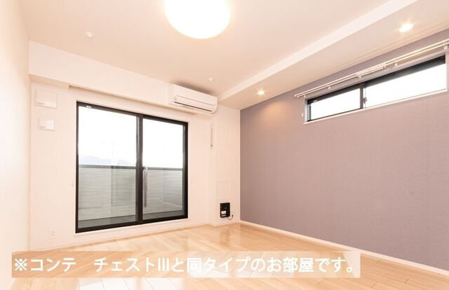 ヒカルサ久喜東の内装|明るい色調の室内です