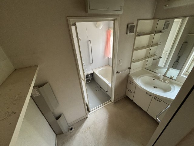 豊野町蟹沢　中古住宅|05/15 11:11