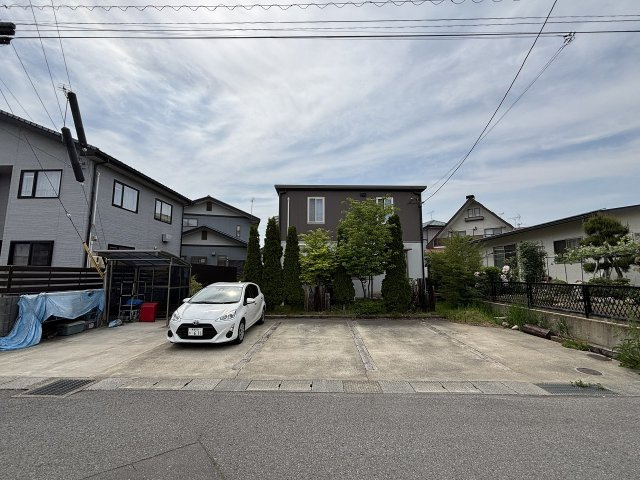 豊野町蟹沢　中古住宅の外観|05/15 11:02