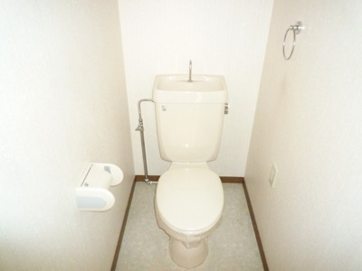 【トイレ】 | SurplusウィステリアＣ | ※同建物同型別のお部屋