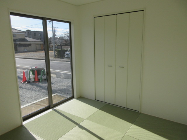 【仲介手数料無料】新築戸建　吉見町東野1-5-6（全3棟）の和室