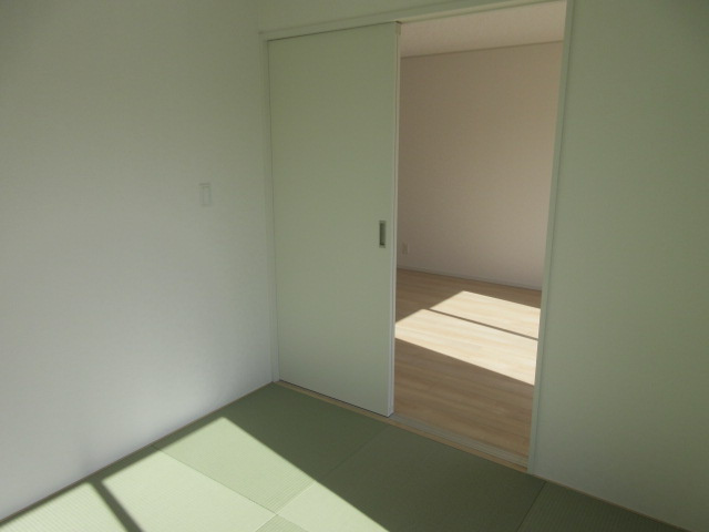 【仲介手数料無料】新築戸建　吉見町東野1-5-6（全3棟）の和室