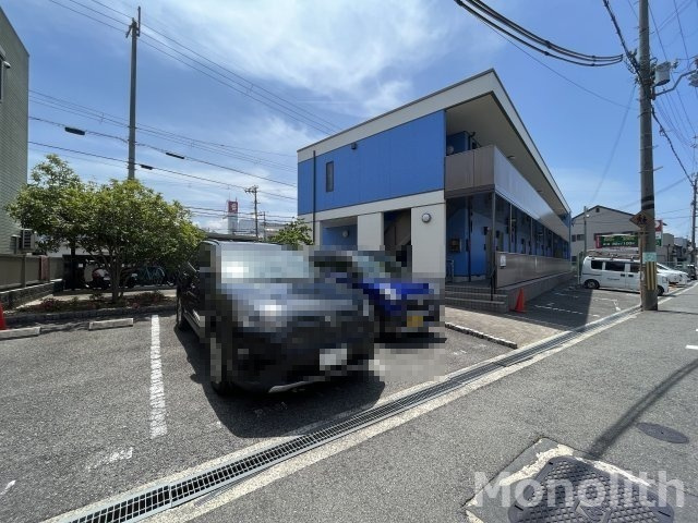 ル・ミューサウスの駐車場