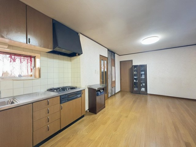 大和高田市有井の前面道路含む現地写真