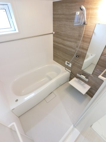 D-ROOM若草の浴室