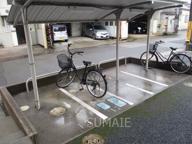 シャーメゾン川口Ｂのその他共用部分|屋根付き駐輪場☆