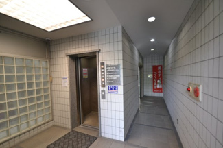 【エントランス】