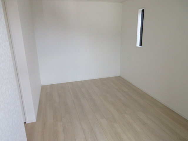 【仲介手数料無料】新築戸建　吉見町東野1-5-6（全3棟）の洋室