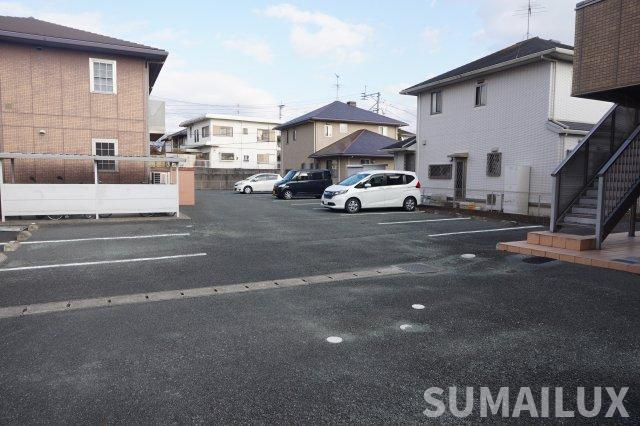 熊本市東区画図東２丁目のアパートの駐車場