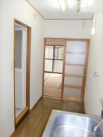 洗濯機置き場室内にあります。