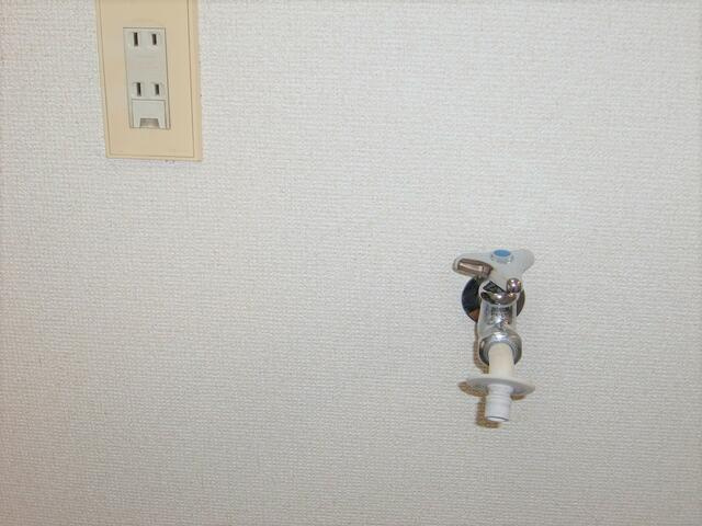 室内洗濯機置場ワンタッチ水栓