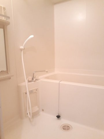 アプリコットガーデンの浴室|コンパクトで使いやすいお風呂です