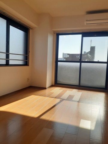 アプリコットガーデンの内装|明るい色調の室内です