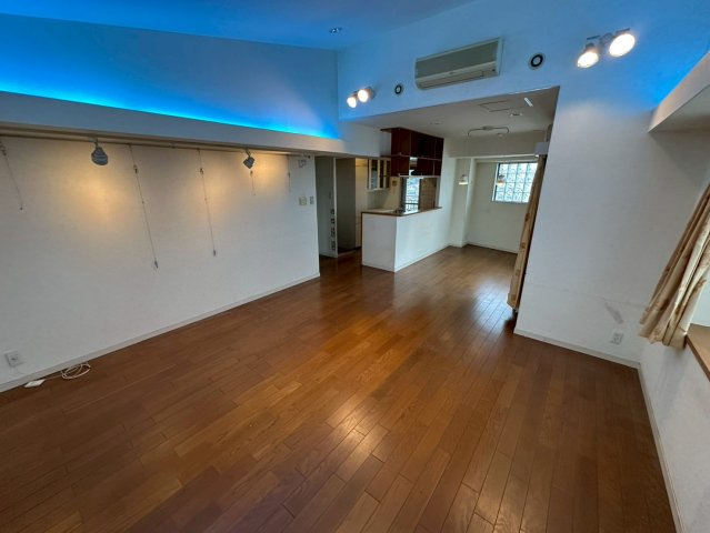 シェヌーア御影の居間・リビング