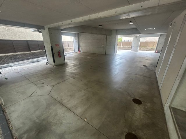 シェヌーア御影のエントランス