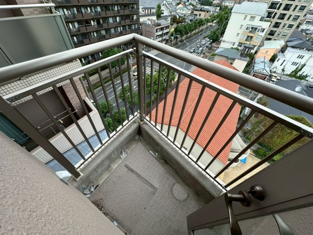 シェヌーア御影のバルコニー