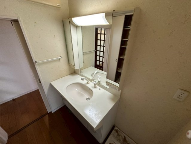 シェヌーア御影の洗面所