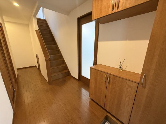 神戸市垂水区小束山本町４丁目戸建の玄関