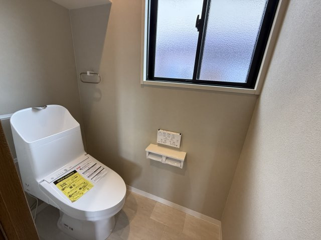 神戸市垂水区小束山本町４丁目戸建のトイレ