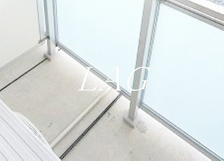 【バルコニー】 | リブリ・アデーレ | バルコニーです。