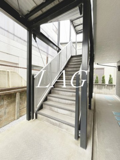 【その他】 | リブリ・アデーレ