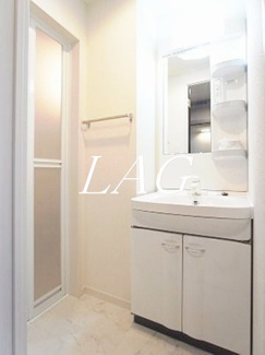 【洗面所】 | リブリ・アデーレ | 洗面台です。