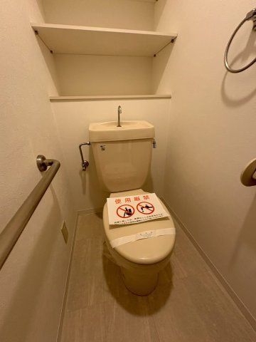 ヴィオレット宝塚のトイレ|ゆったりとした空間のトイレです
