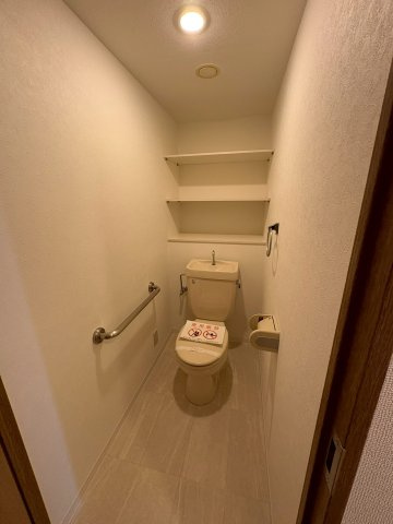 ヴィオレット宝塚のトイレ|コンパクトで使いやすいトイレです