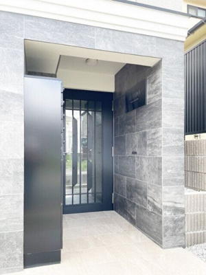 【エントランス】 | エルファーロ中野新橋