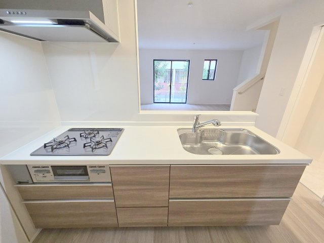 青梅市河辺町７丁目　全1棟のキッチン