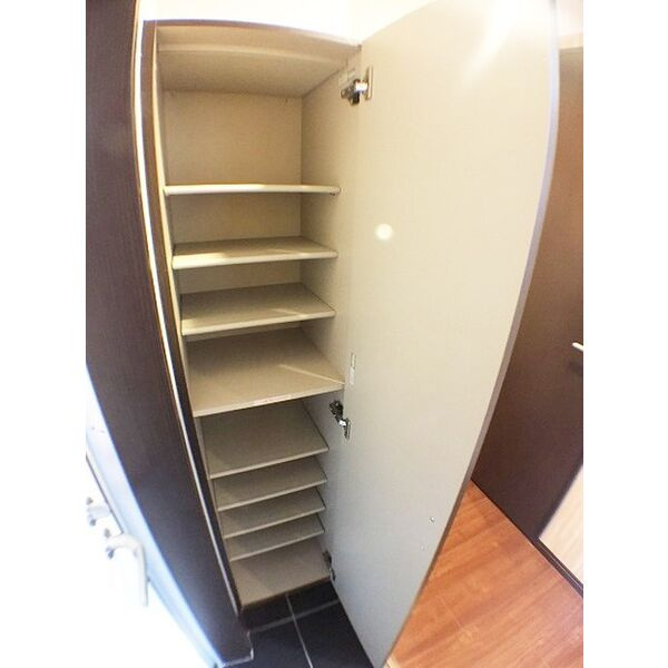 ESPACE　DECORE(エスパスデコア)　名古屋市賃貸　仲介手数料無料の玄関