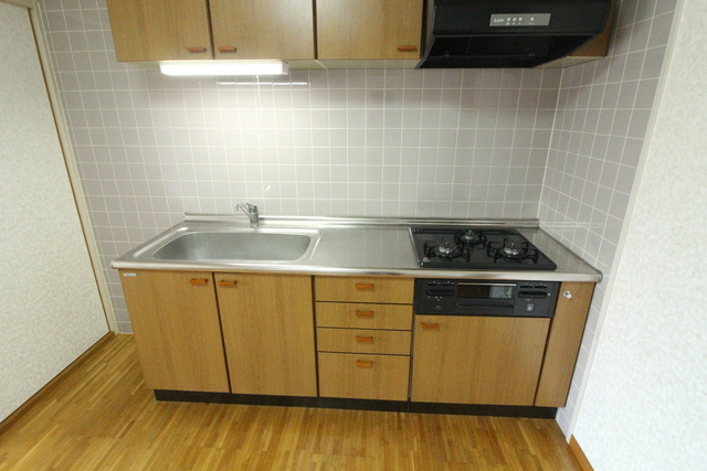 バードタウン8番館のキッチン|※別号室の写真です。現況優先となります。