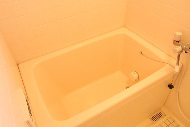 バードタウン8番館の浴室|※別号室の写真です。現況優先となります。