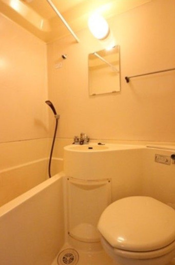 グリーンノア弦巻　ボタンロック　IHコンロ　常時ゴミ出し可の浴室