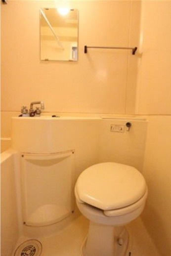 グリーンノア弦巻　ボタンロック　IHコンロ　常時ゴミ出し可のトイレ