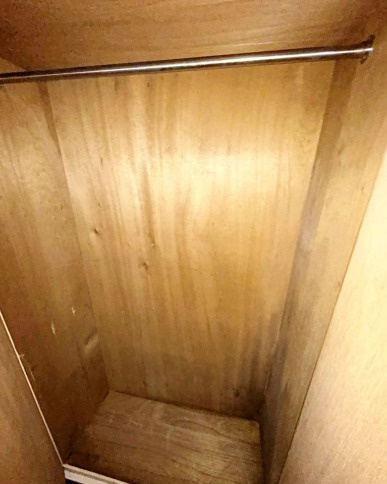 グリーンノア弦巻　ボタンロック　IHコンロ　常時ゴミ出し可の収納