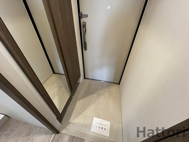 エスリードレジデンス江坂垂水町の玄関